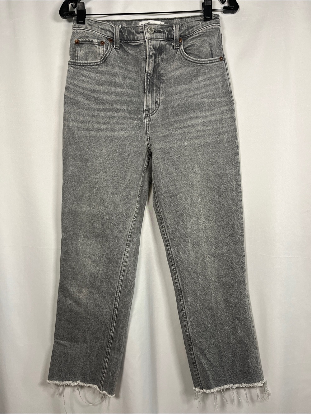 Abercrombie & fitch the 90s straight ultra high rise grey wash sz 26